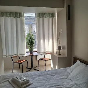 Lion Hill Отель